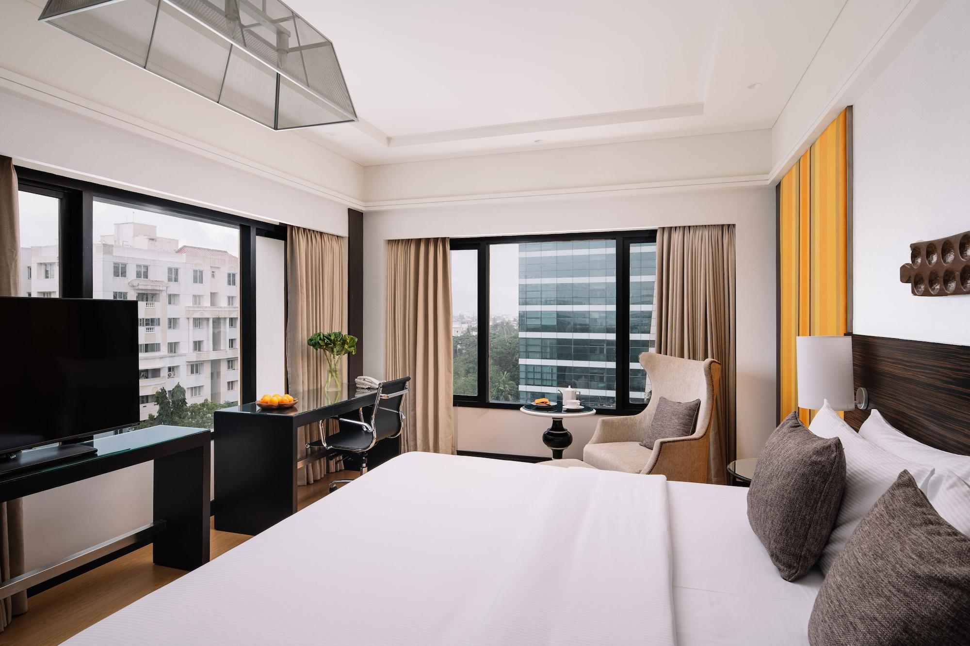 Hotel The Raintree, St. Mary's Road 5*